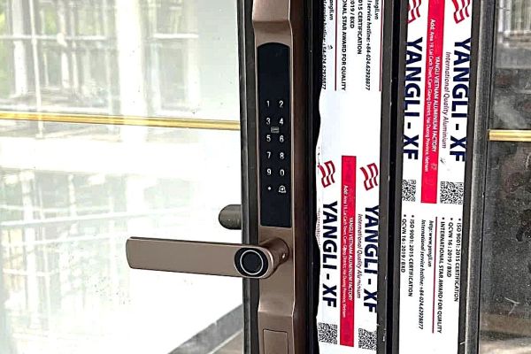 TOP KHÓA CỬA THÔNG MINH DÀNH CHO CỬA NHÔM NĂM 2026