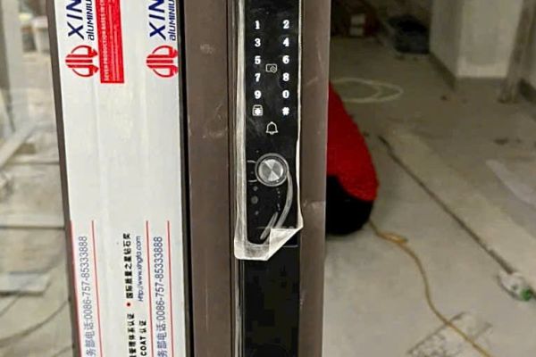 KHÓA CỬA ĐIỆN TỬ SIKER KTS142.3D DÀNH CHO CỬA NHÔM MỞ, CỬA TRƯỢT QUAY VÀ CỬA LÙA